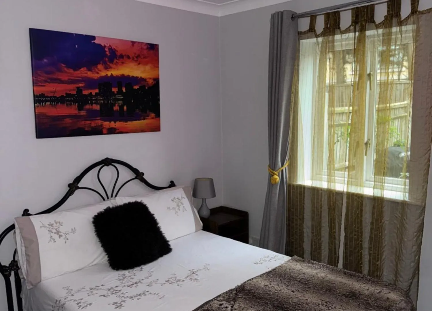 Waterfront Double Room With Fireplace In The Heart Of Royal Docks London